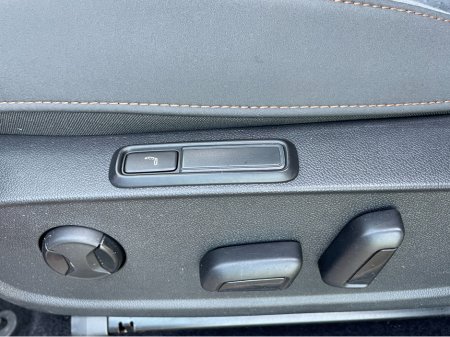 2022 Cupra Born - thumbnail 10