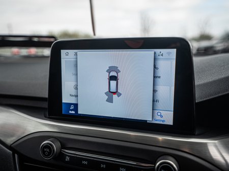 2021 Ford Focus - thumbnail 8