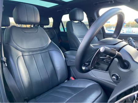 2024 Land Rover Range Rover Sport P460E 3.0 PHEV 460PS DYNAMIC HSE €99,995 thumbnail