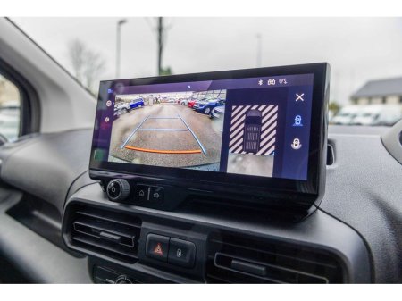 2026 Peugeot Partner 2026 - PRE REG OFFER - PARTNER PRO PLUS1.5 HDI 100 65 €22,750 thumbnail