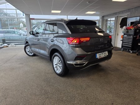 2022 Volkswagen T-Roc - thumbnail 4