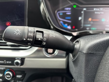 2021 Kia Niro PHEV MY21 TRAILER 5DR A AUTO €22,450 thumbnail