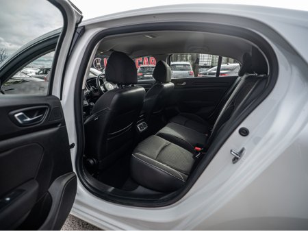 2019 Renault Megane - thumbnail 26