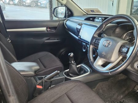 2024 Toyota Hilux - thumbnail 15