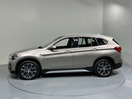2022 BMW X1 - thumbnail 4