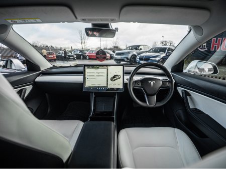 2020 Tesla Model 3 - thumbnail 28