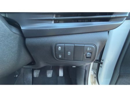 2024 Hyundai i20 Deluxe Plus 5DR thumbnail