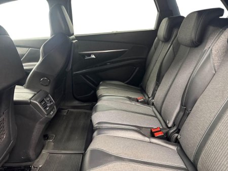 2024 Peugeot 5008 - thumbnail 10