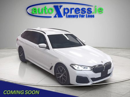 2022 BMW 5 Series - thumbnail 1