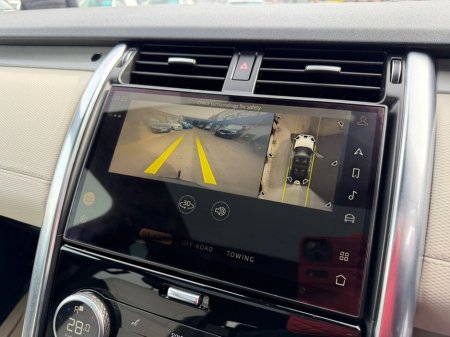 2021 Land Rover Discovery - thumbnail 16