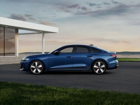 2026 Audi A5 SEDAN S-LINE COMPETITION E-HYBRID QUATTRO 295BHP AUTOMATIC €71,495