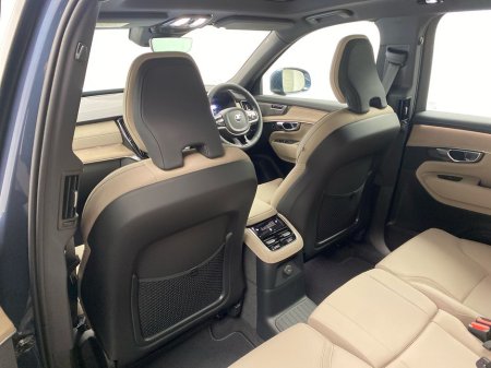2026 Volvo XC90 - thumbnail 22