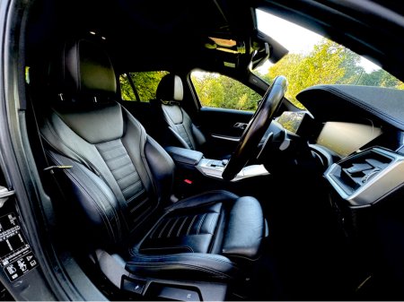 2020 BMW 3 Series - thumbnail 22