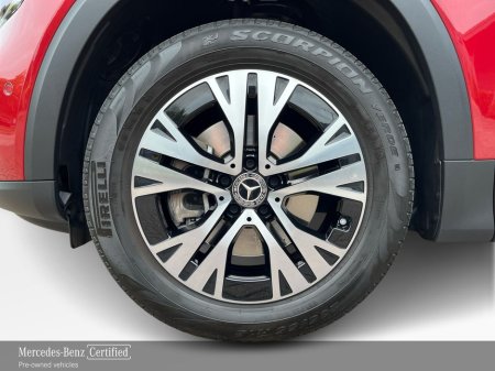 2025 Mercedes-Benz GLB 200D Progressive Line 7 Seater SUV *Saving €12,134 from New* €59,950 thumbnail