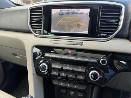 2019 Kia Sportage - thumbnail 6