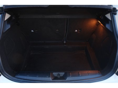 2015 MINI Hatch - thumbnail 17