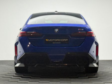 2025 BMW M5 - thumbnail 6