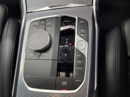 2024 BMW 3 Series 330e M Sport €47,975 thumbnail