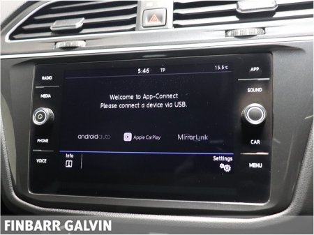 2020 Volkswagen Tiguan 1.5 TSI 150HP Comfortline DSG 7S €28,950 thumbnail