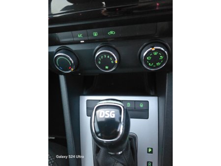 2015 Skoda Octavia AMBITION 1.6 TDI 105HP DSG 4 4DR AUTO €9,750 thumbnail