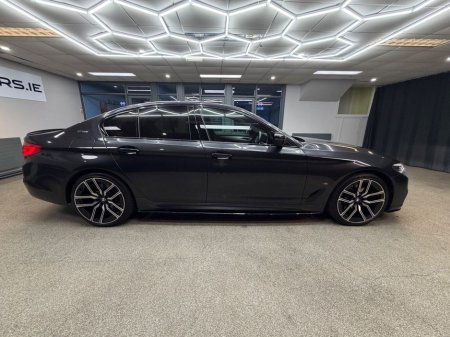 2019 BMW 5 Series - thumbnail 11