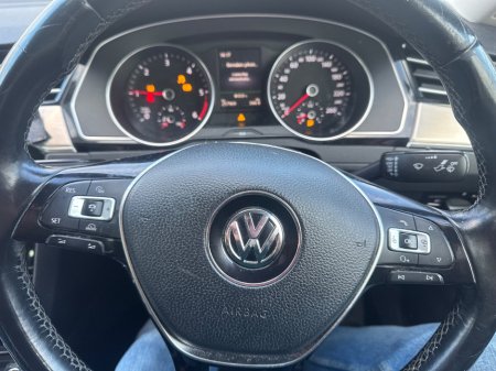 2015 Volkswagen Passat 2.0 TDI 190HP Highline €4,795 thumbnail