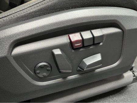 2023 BMW iX1 - thumbnail 14