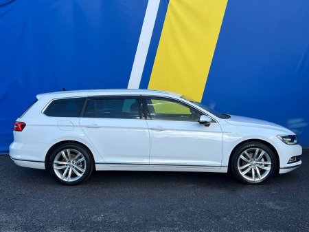 2016 Volkswagen Passat VARIANT HIGHLINE 1.4 TSI * HUGE SPEC * // DRIVER MASSAGE SEAT // REVERSE CAMERA // LANE ASSIST €18,950