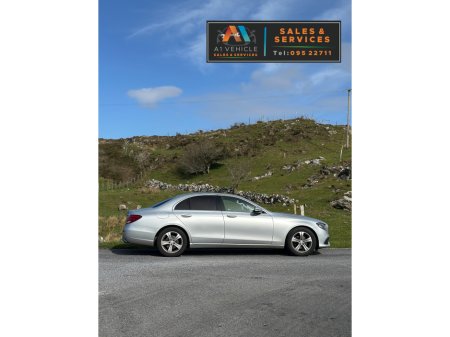 2017 Mercedes-Benz E Class - thumbnail 4