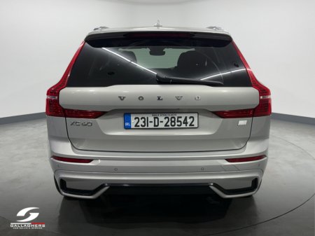 2023 Volvo XC60 - thumbnail 8