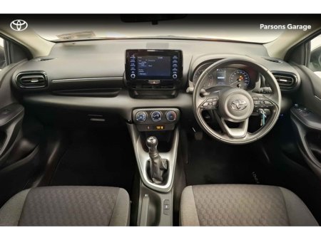 2023 Toyota Yaris - thumbnail 6