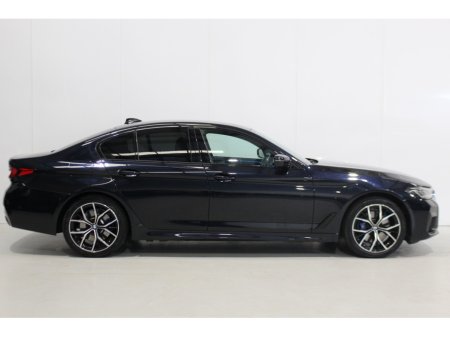 2021 BMW 5 Series - thumbnail 8