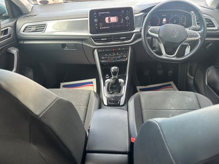 2022 Volkswagen T-Roc 1.0 TSI 110HP Style €25,950 thumbnail