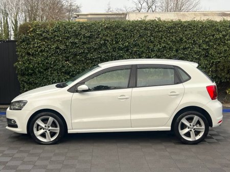 2016 Volkswagen Polo HIGHLINE 1.2 TSI AUTO // FULL SERVICE HISTORY // LEATHER/ALCANTARA HEATED SEATS // REVERSE CAMERA €13,900 thumbnail