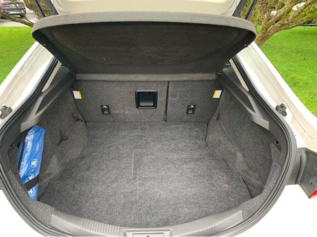 2017 Ford Mondeo 5DR 1.5 TDCI 120PS 4DR €7,995 thumbnail