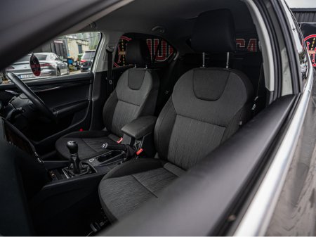 2019 Skoda Octavia 2019 Octavia 1.6tdi/High spec/New NCT/1yr warranty €17,888 thumbnail