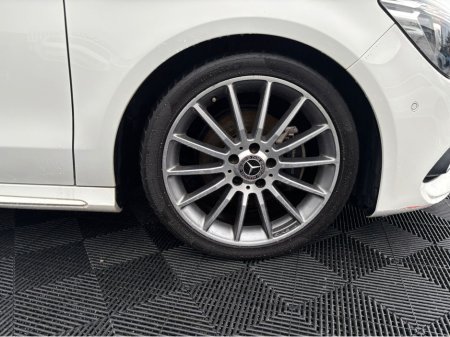 2018 Mercedes-Benz CLA Class - thumbnail 3