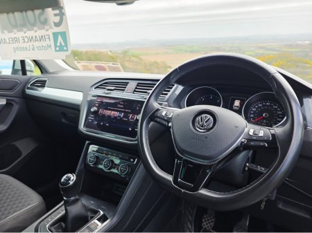 2019 Volkswagen Tiguan - thumbnail 7