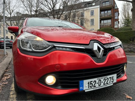 2015 Renault Clio IV DYNAMIQUE 1.2 PET 7 4DR PETROL €6,995 thumbnail