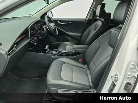 2023 Kia Niro - thumbnail 6