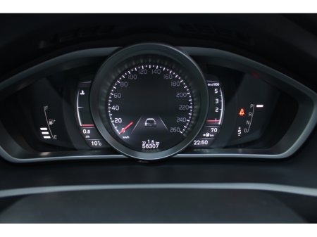 2016 Volvo V40 2.0D4 DYNAMIQUE EDITION 5DR HATCHBACK AUTOMATIC // 1 OWNER CAR WITH ONLY 56,000 KMS IN AS NEW CONDITION // BUY WITH CONFIDENCE AA AND SIMI APPROVED DEALER 2026 // FINANCE ARRANGED // TRADE INS WELCOME €15,950 thumbnail