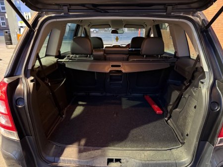 2013 Vauxhall Zafira  €4,450 thumbnail