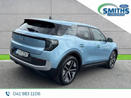 2025 Ford Explorer SELECT 77kWh **DEMO** €41,950