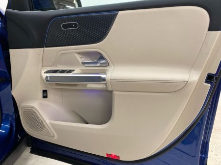 2025 Mercedes-Benz GLB - thumbnail 21