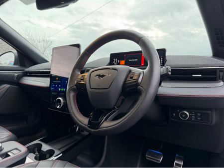 2021 Ford Mustang Mach-E - thumbnail 6