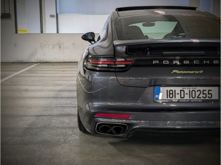 2018 Porsche Panamera - thumbnail 13