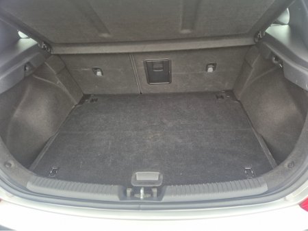 2017 Hyundai i30 SE NAV BLUE DRIVE 110 5DR 110PS €11,750 thumbnail