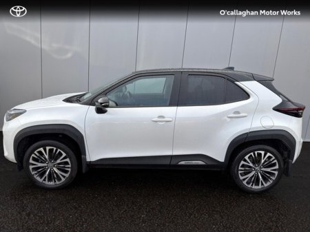 2023 Toyota Yaris Cross  €29,950 thumbnail