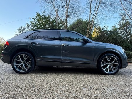 2018 Audi Q8 - thumbnail 5