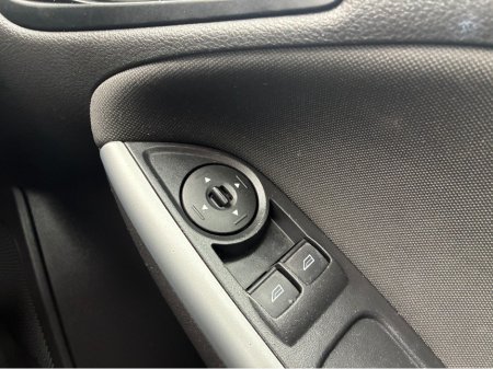 2017 Ford Focus 5DR 1.5 TD 95PS 6SPEED 4DR €14,900 thumbnail